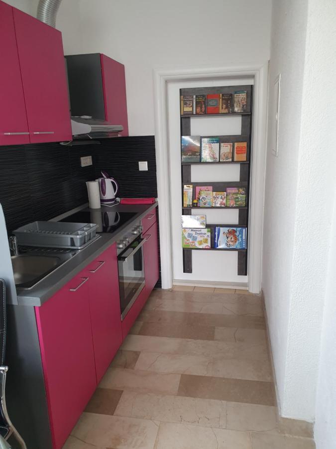 Apartment Carevic Baska Voda Luaran gambar